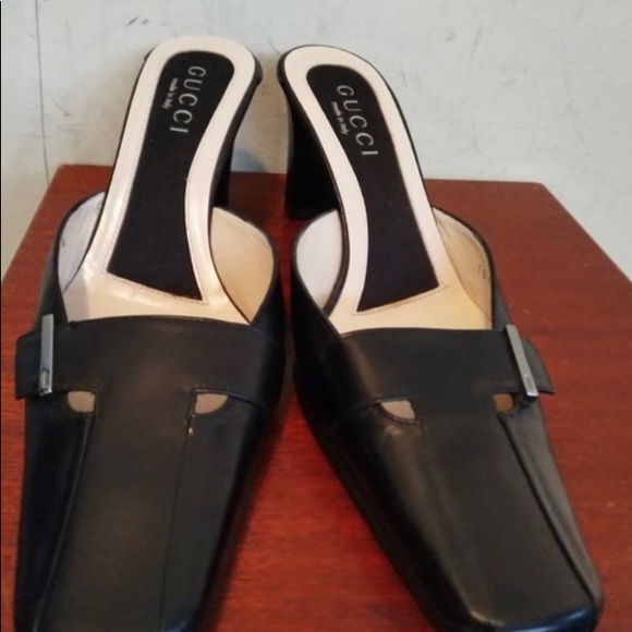 💋💋💋Gucci Mules!💋💋💋 - Picture 2 of 9